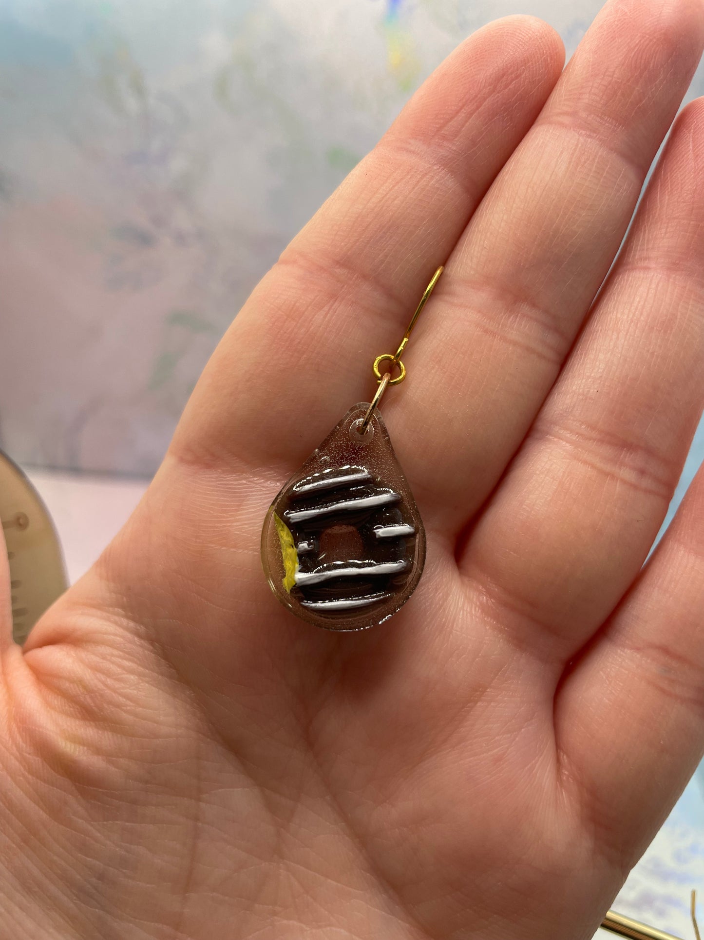 Boucles d'oreilles beigne pendant en goutte