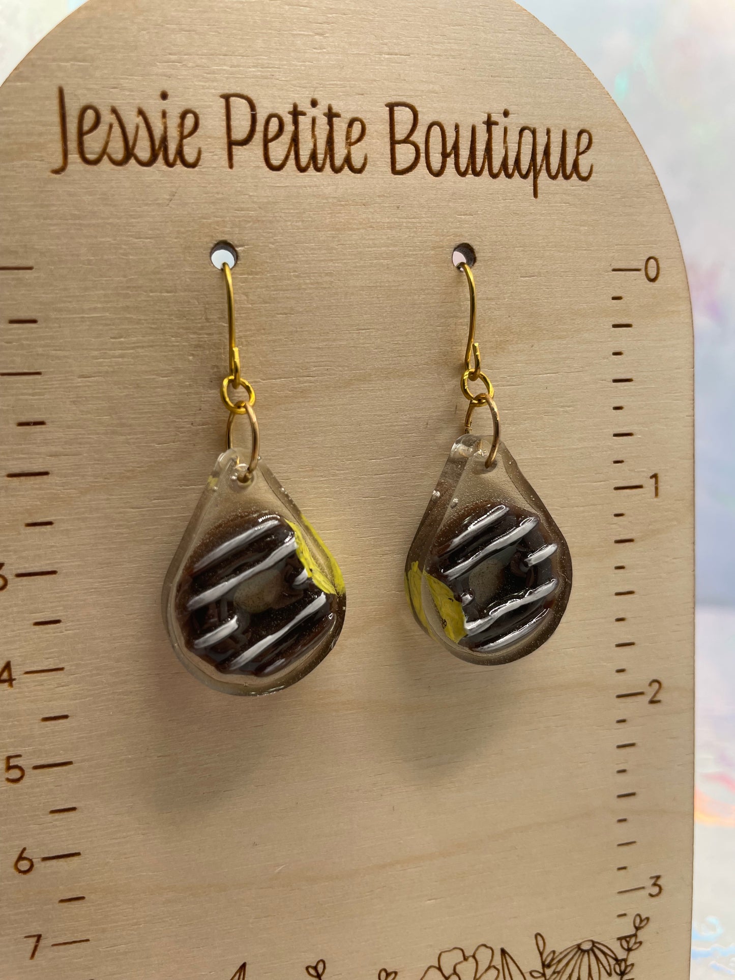 Boucles d'oreilles beigne pendant en goutte