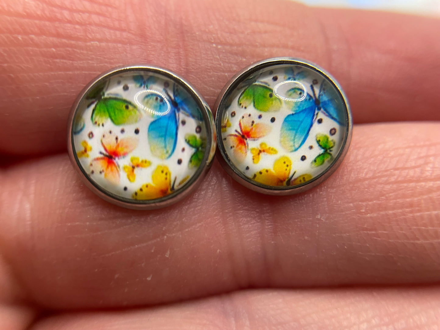 Boutons d’oreille Papillons Colorés