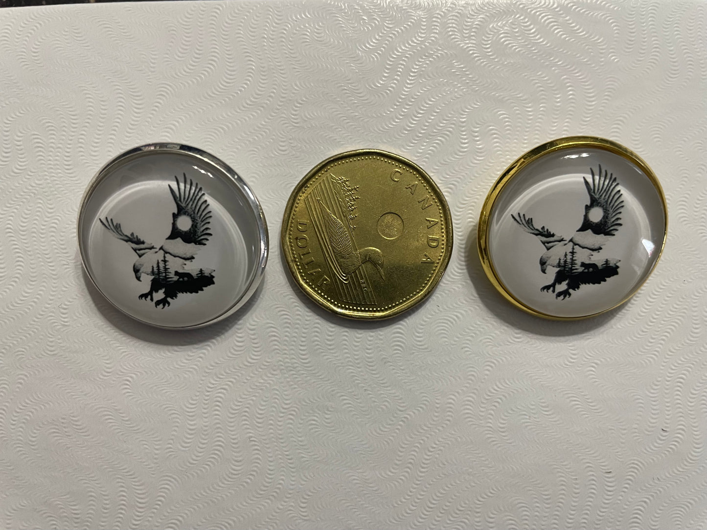 Broche Silhouette d’aigle – 25 mm