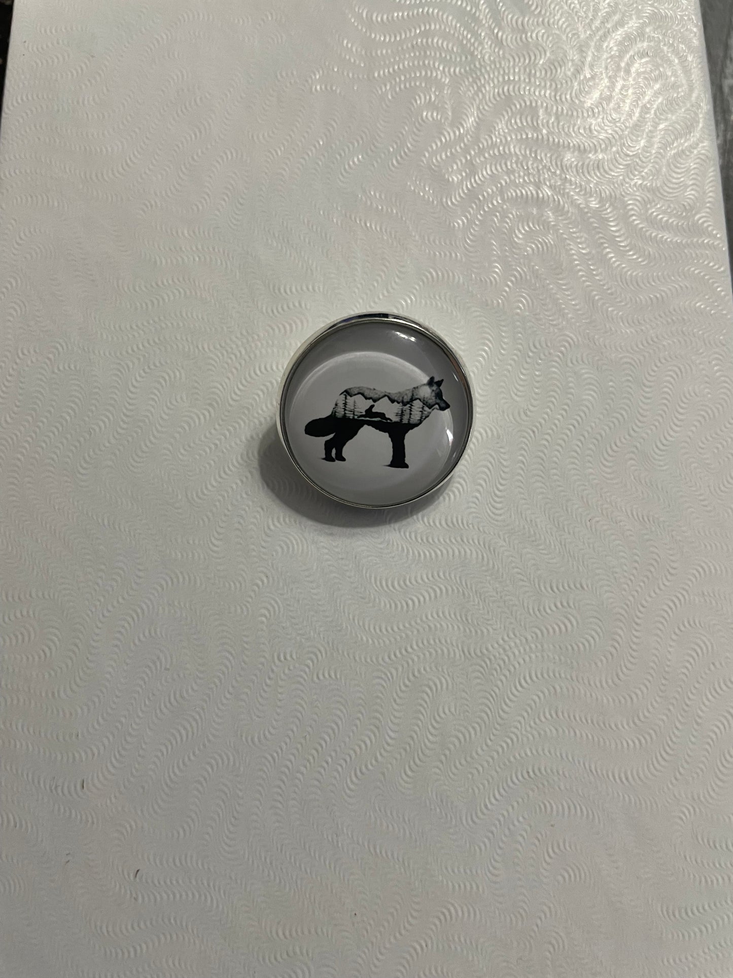 Broche Renard & Forêt – 20 mm