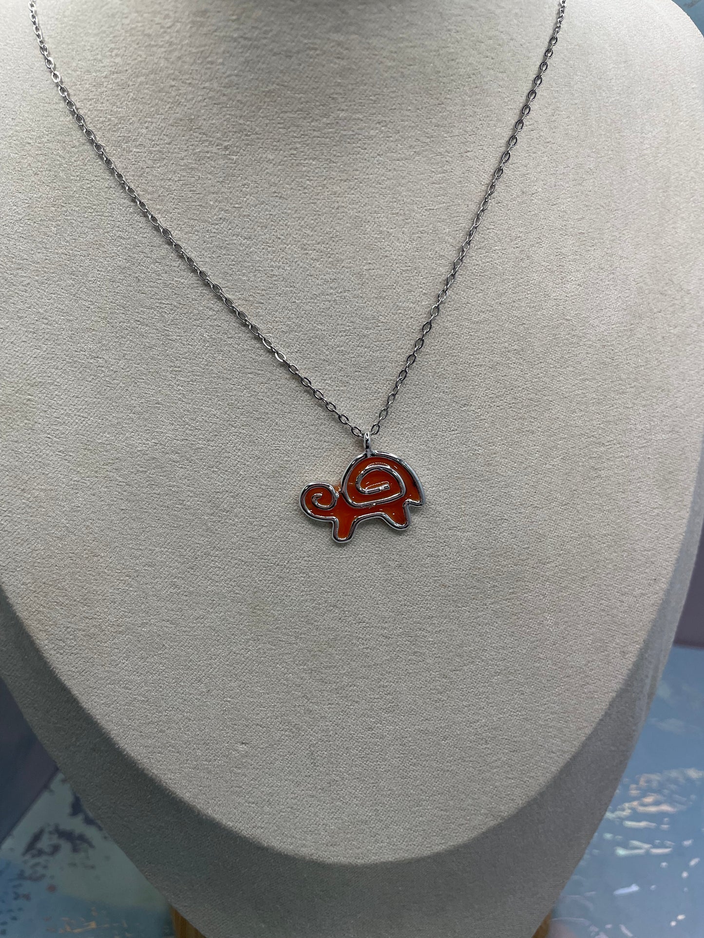 Collier tortue orange | 18'' Sans Nickel+Acier Inoxydable