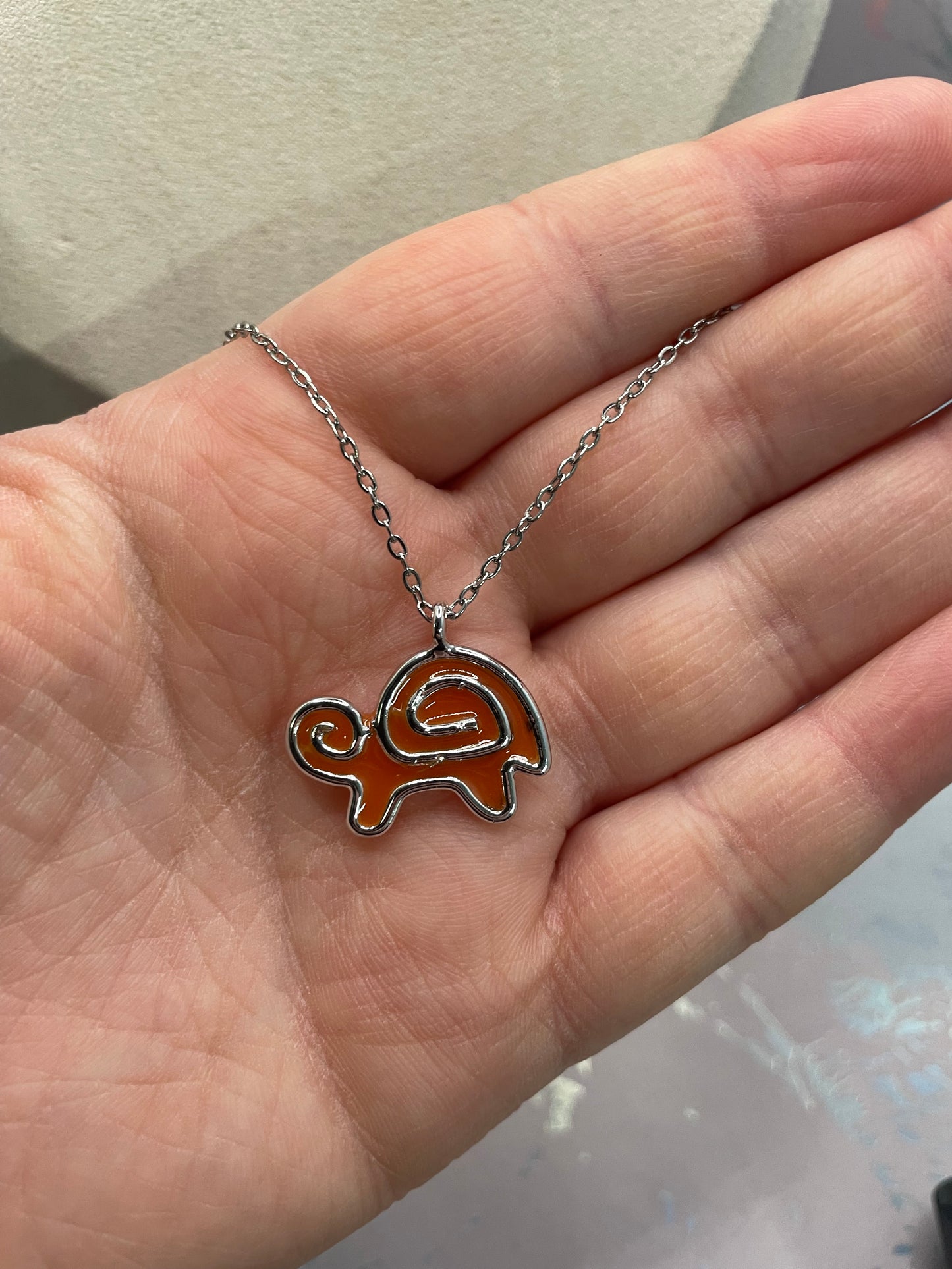 Collier tortue orange | 18'' Sans Nickel+Acier Inoxydable