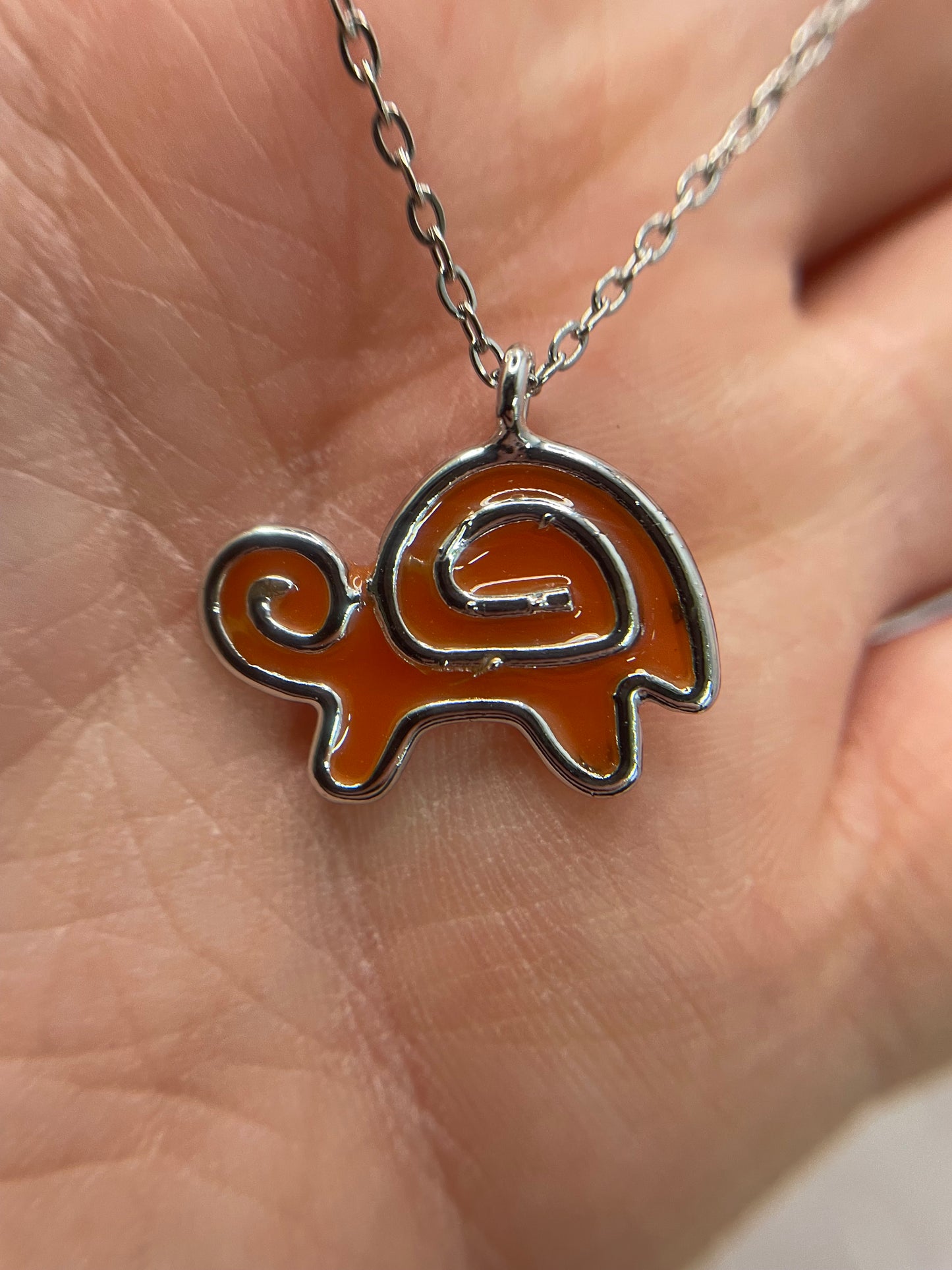 Collier tortue orange | 18'' Sans Nickel+Acier Inoxydable