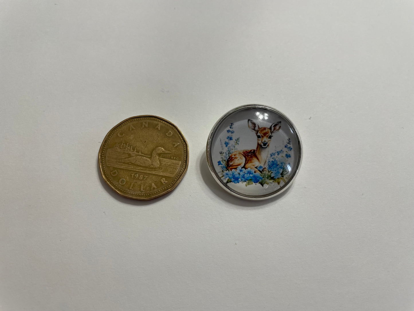 Broche Cabochon Chevreuil – 25 mm