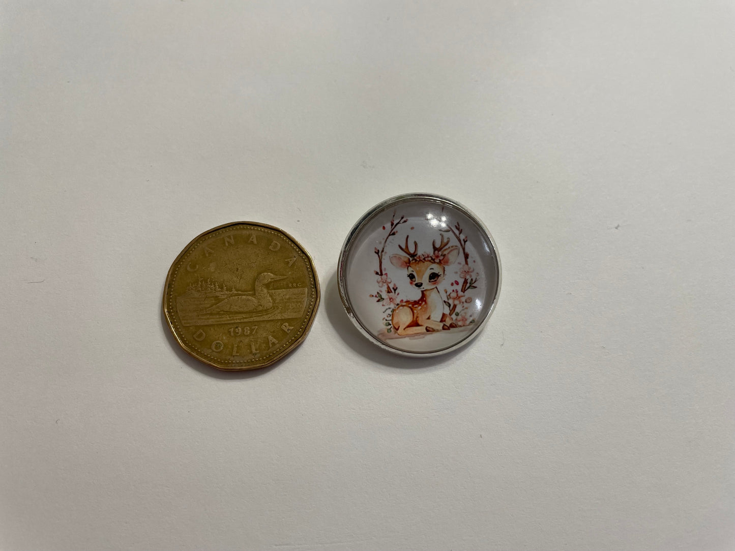 Broche Cabochon Chevreuil – 25 mm