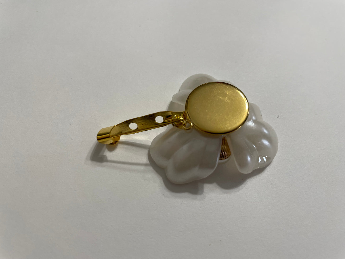 Broche Fleur avec Perles