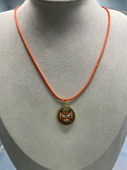 Collier Cabochon Hibou-Corde Orange