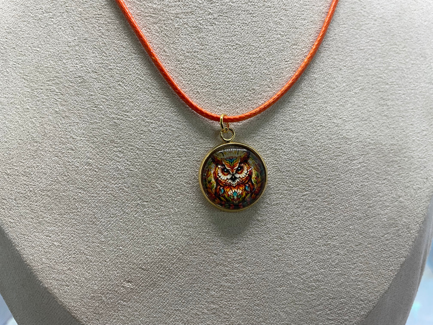 Collier Cabochon Hibou-Corde Orange