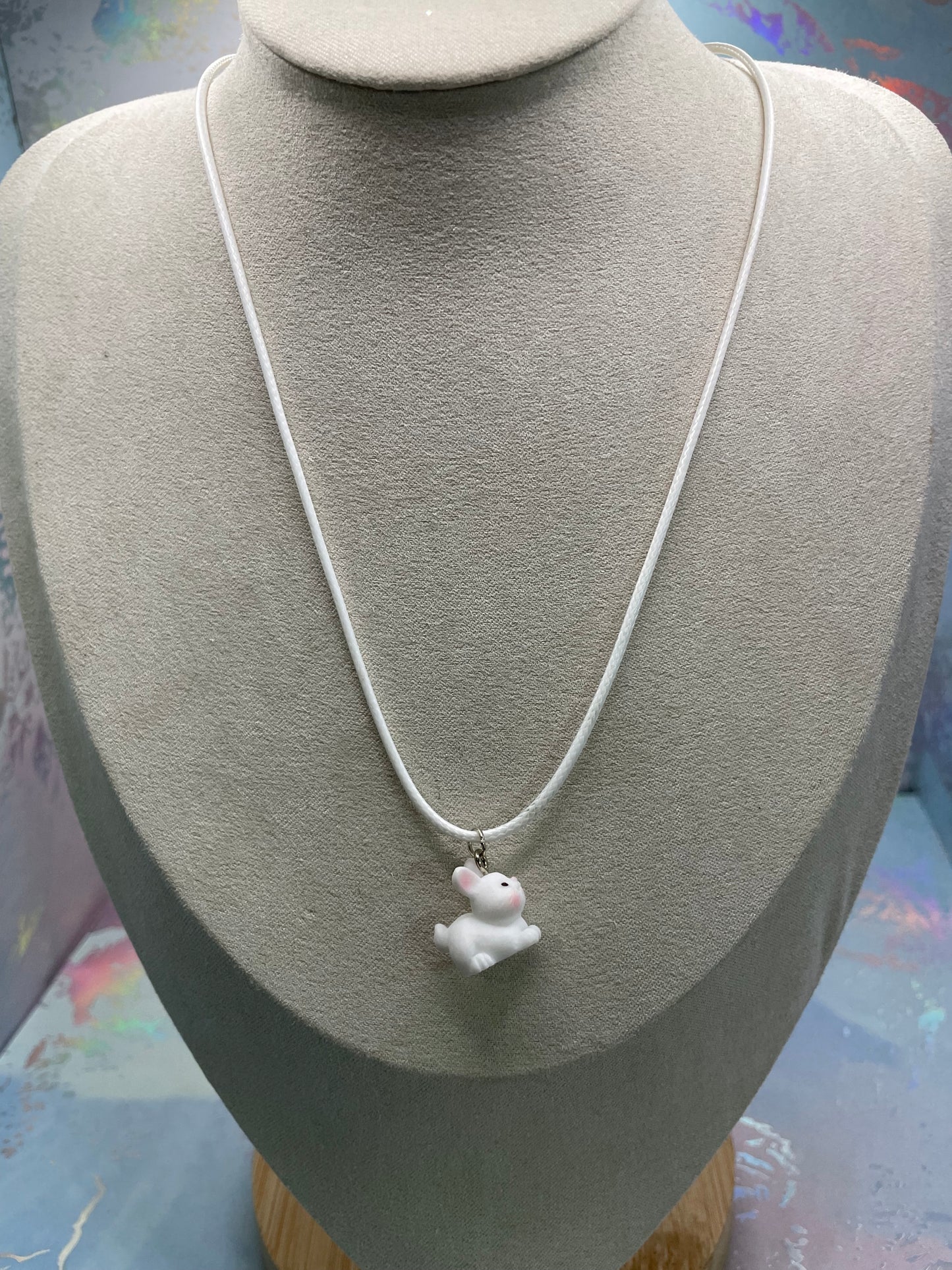 Collier Lapin Blanc-17''Corde Blanche