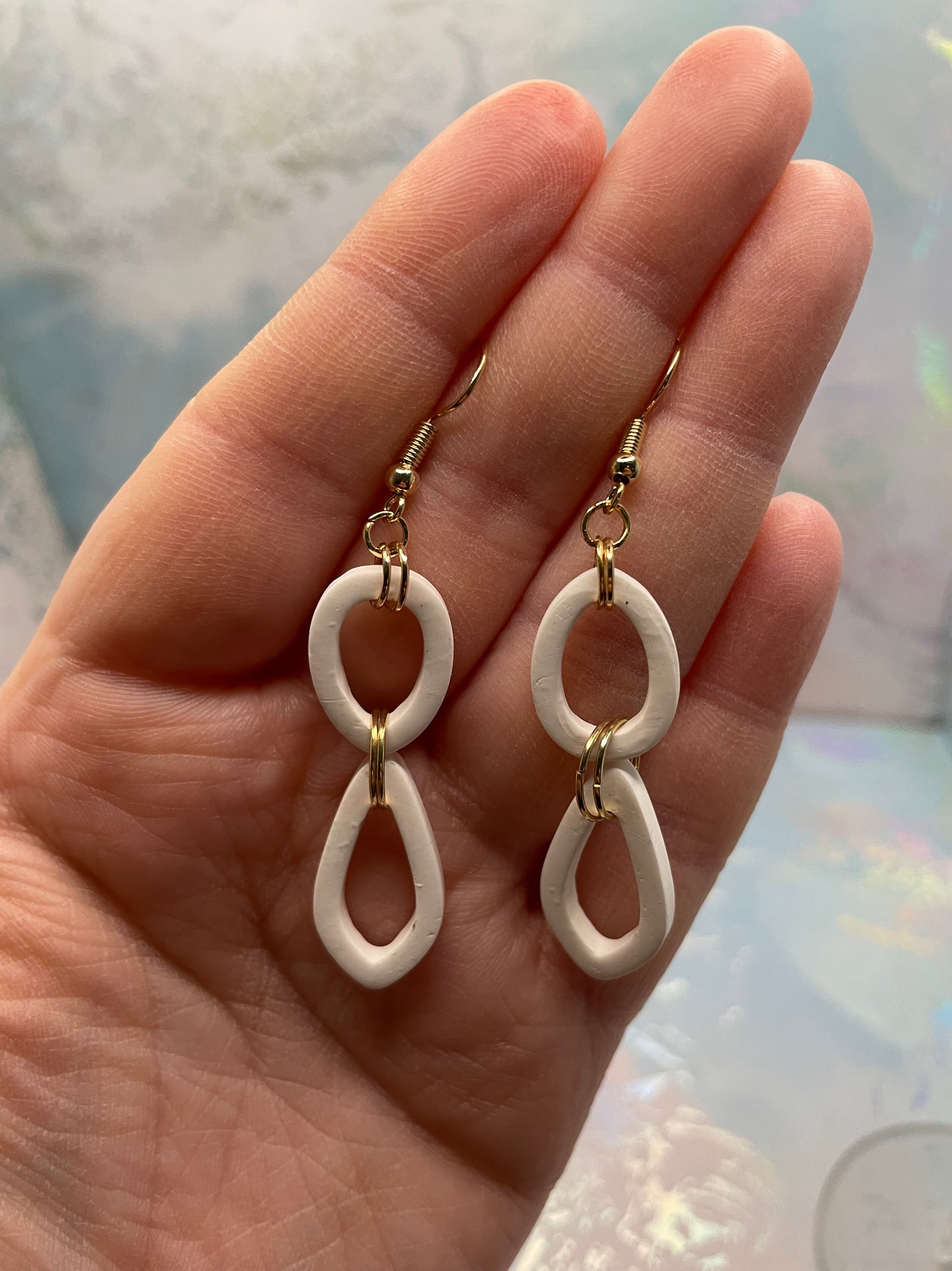 Boucles d'oreilles Ovales Argile Blanche Pendante