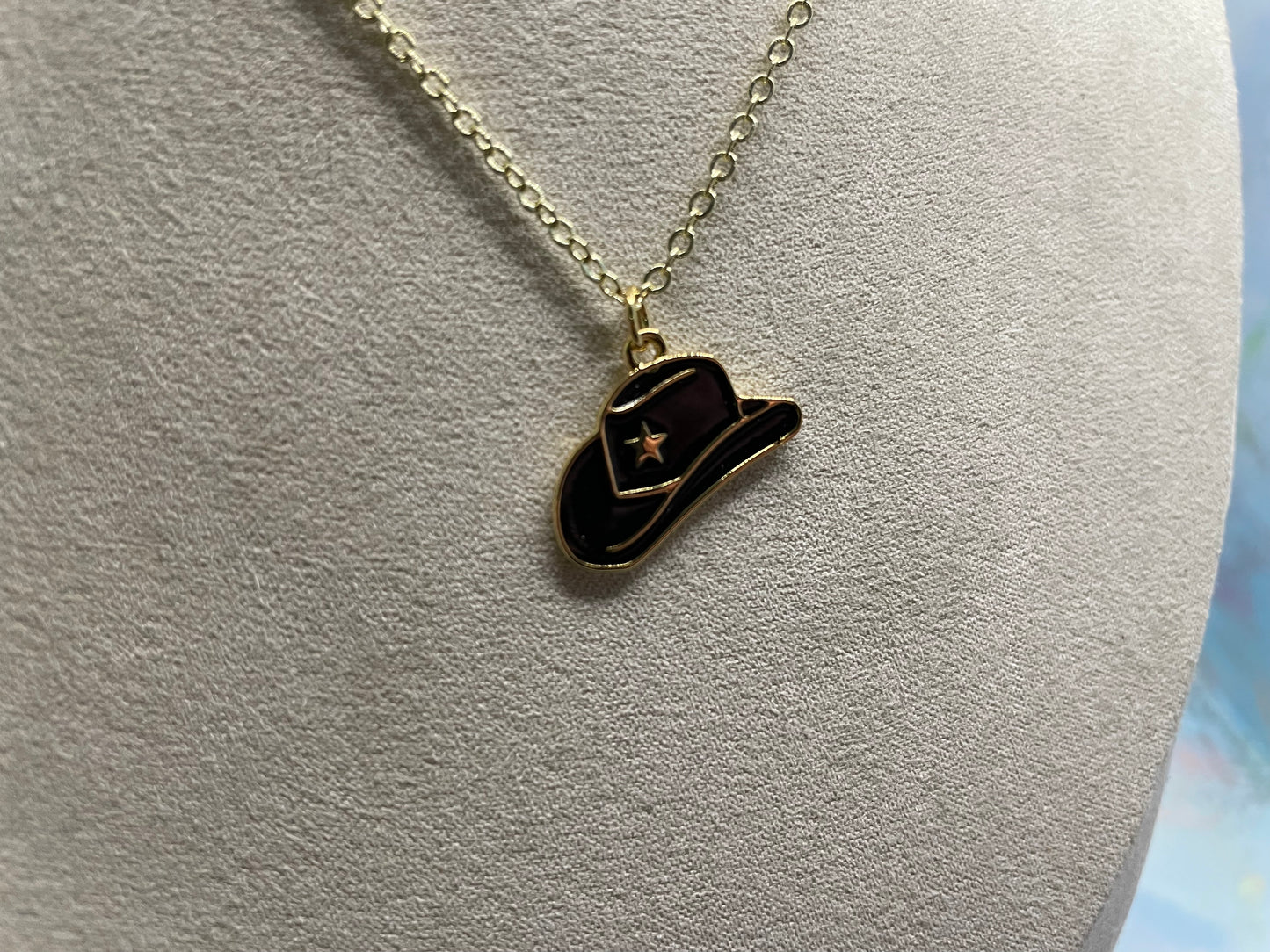 Collier Chapeau de Cowboy Noir et or-18'' 