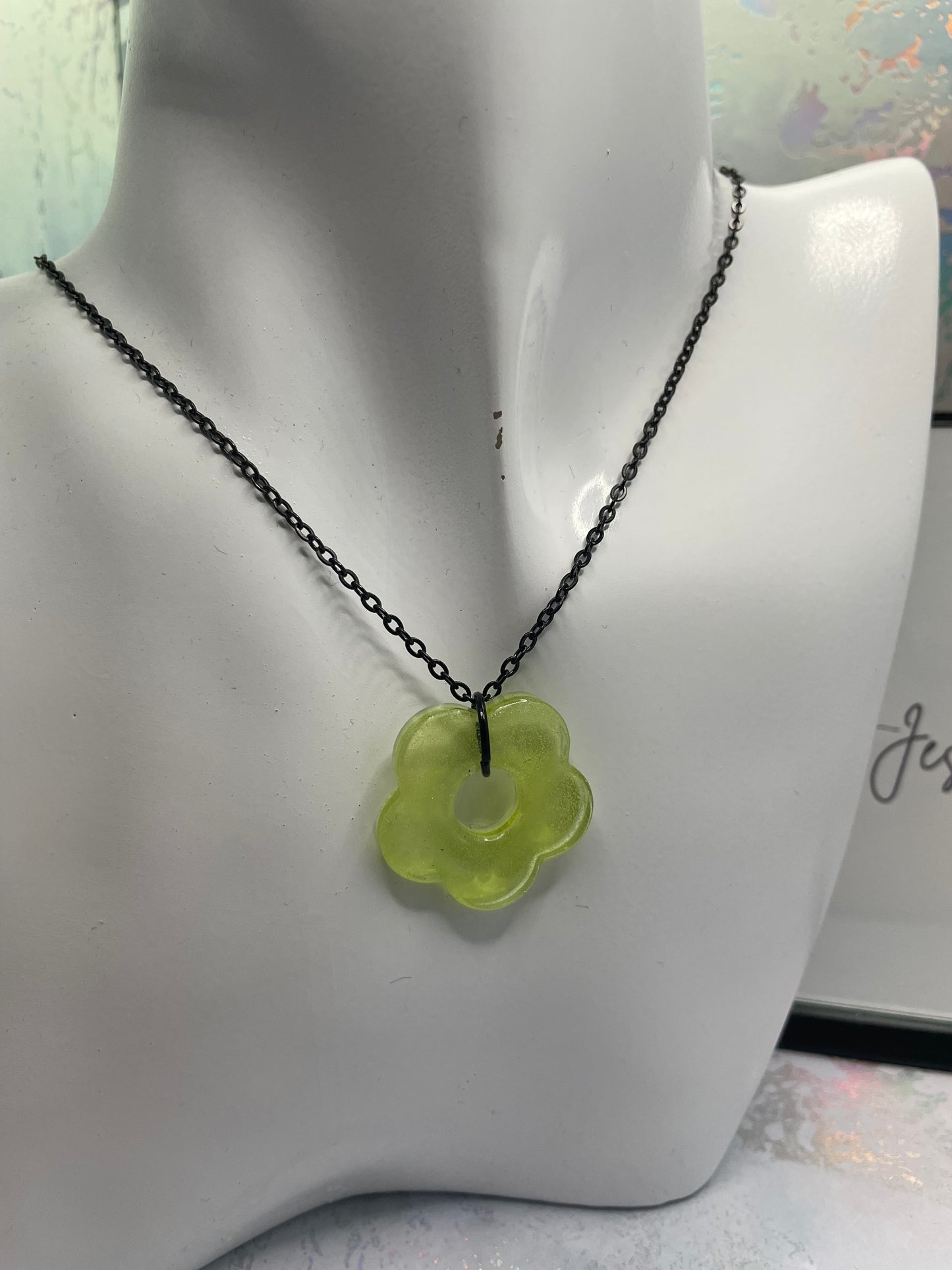 Collier fleur verte scintillante -19'' Sans Nickel