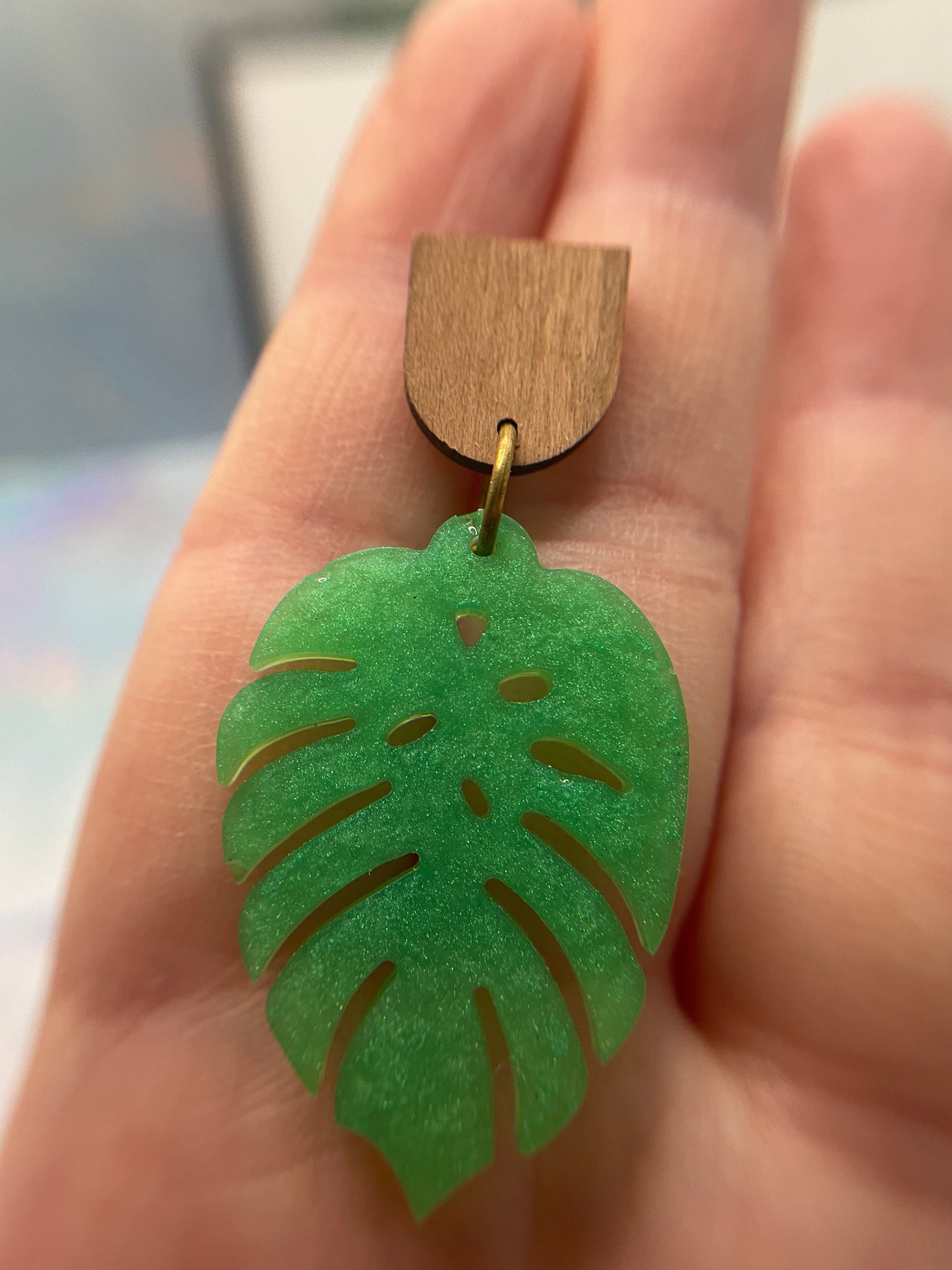 Boucles d'oreilles Monstera vertes+bouton en bois - Acier inoxydable