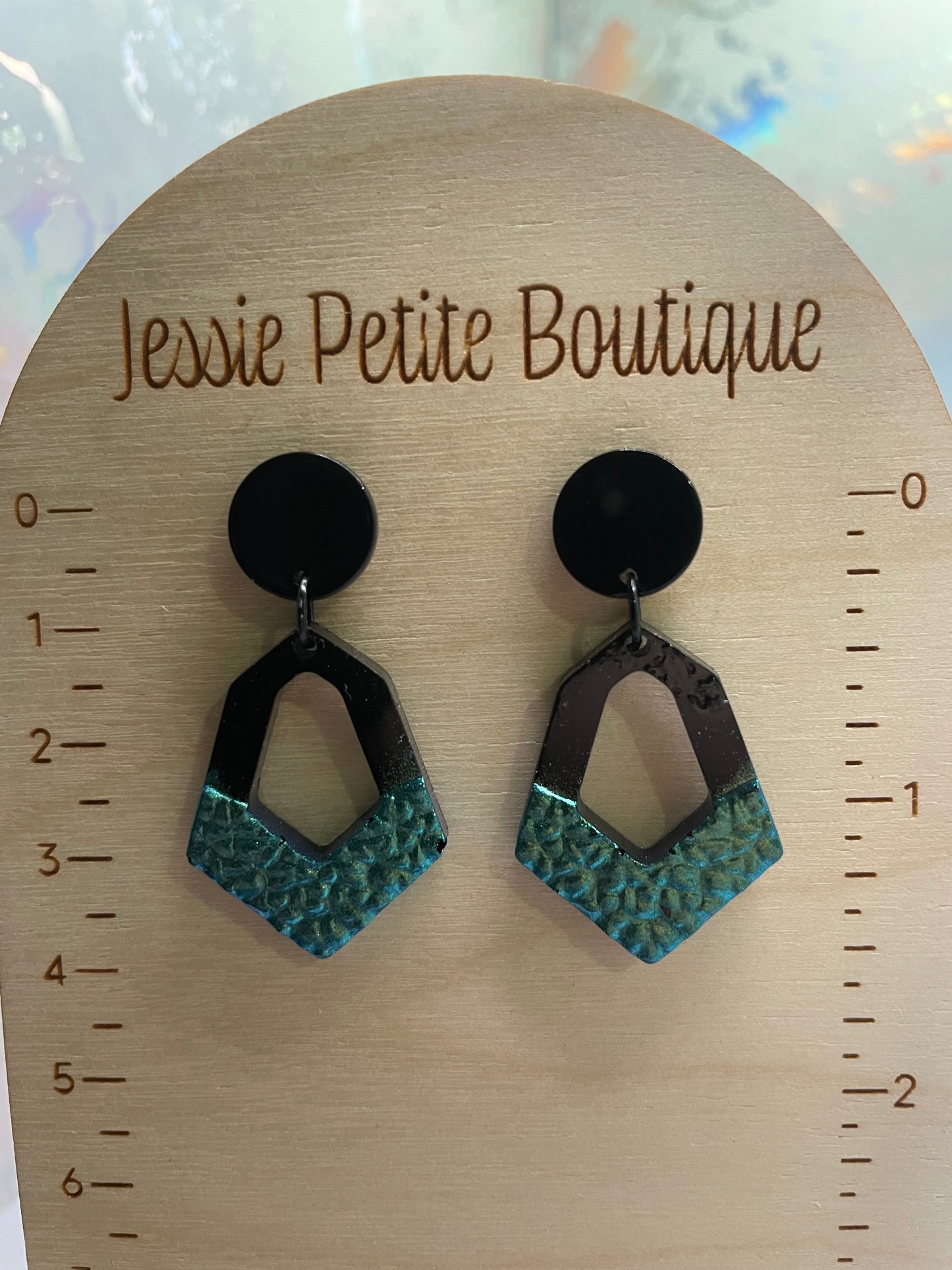 Boucles d'oreilles géode noire et bleu caméléon - Acier inoxydable