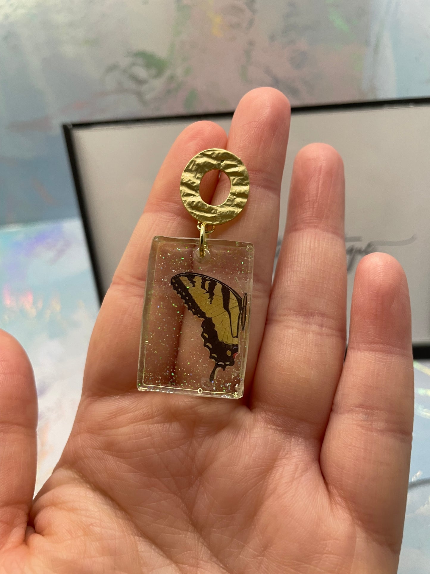 Boucles d'oreilles rectangle papillon jaunes et noires scintillantes