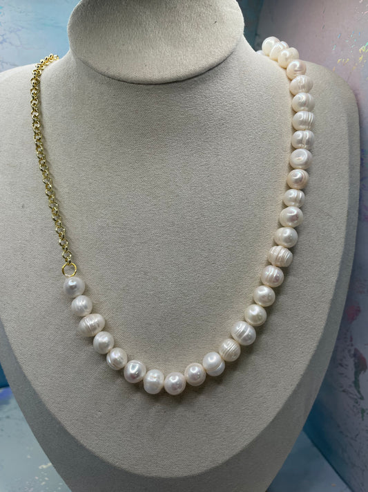 Irregular Pearl Gold Chain Necklace