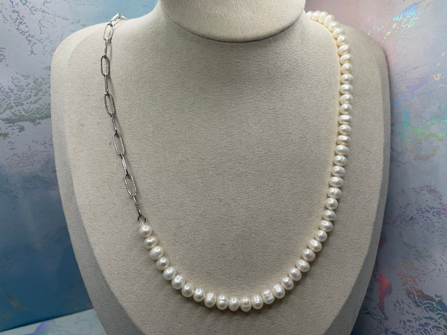 Small irregular pearl+silver chain