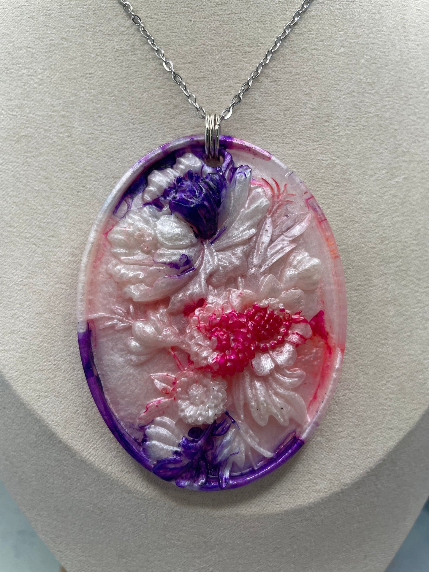 Collier médaillon floral ovale en résine-Sans Nickel+Acier Inoxydable