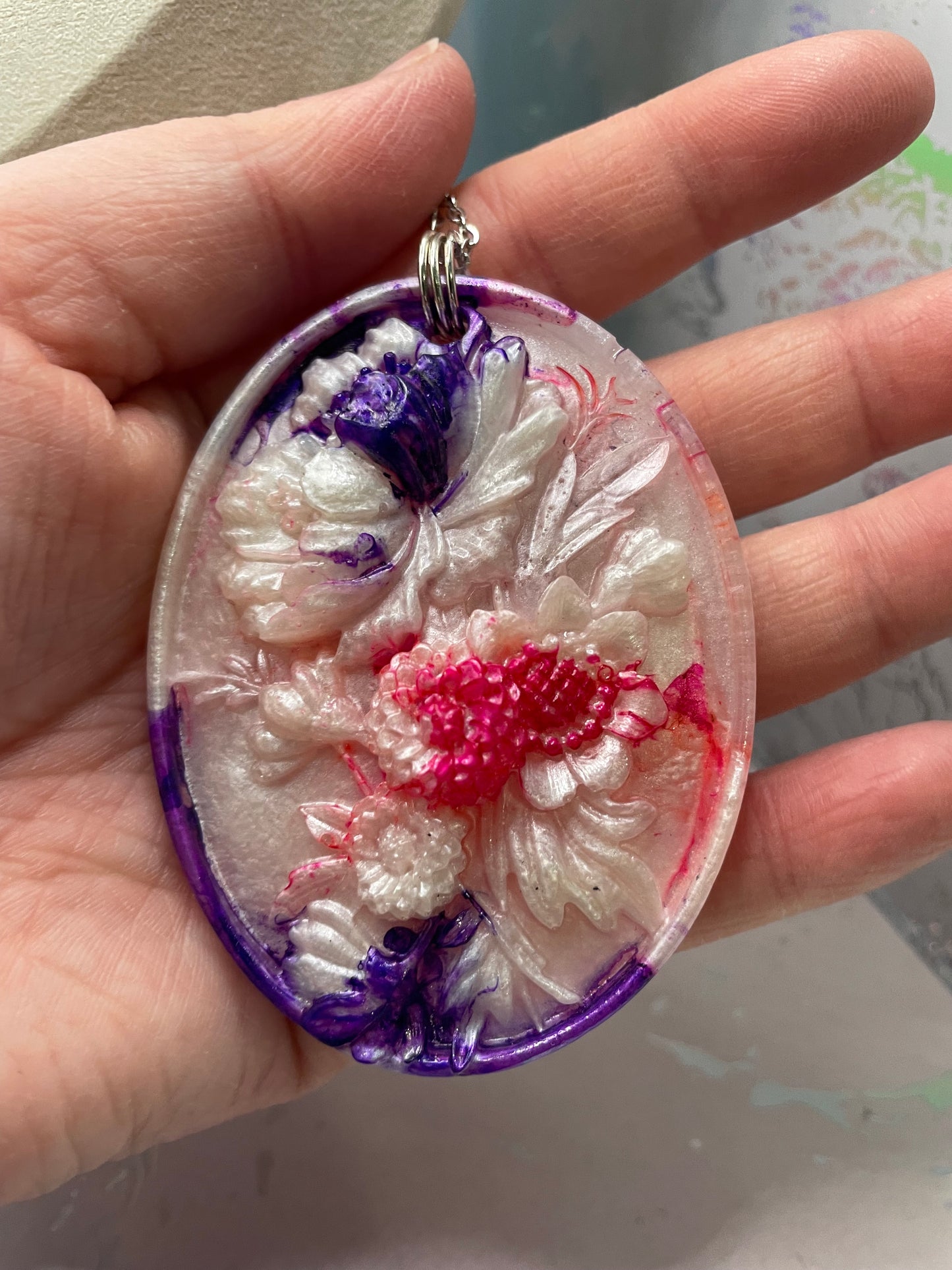 Collier médaillon floral ovale en résine-Sans Nickel+Acier Inoxydable