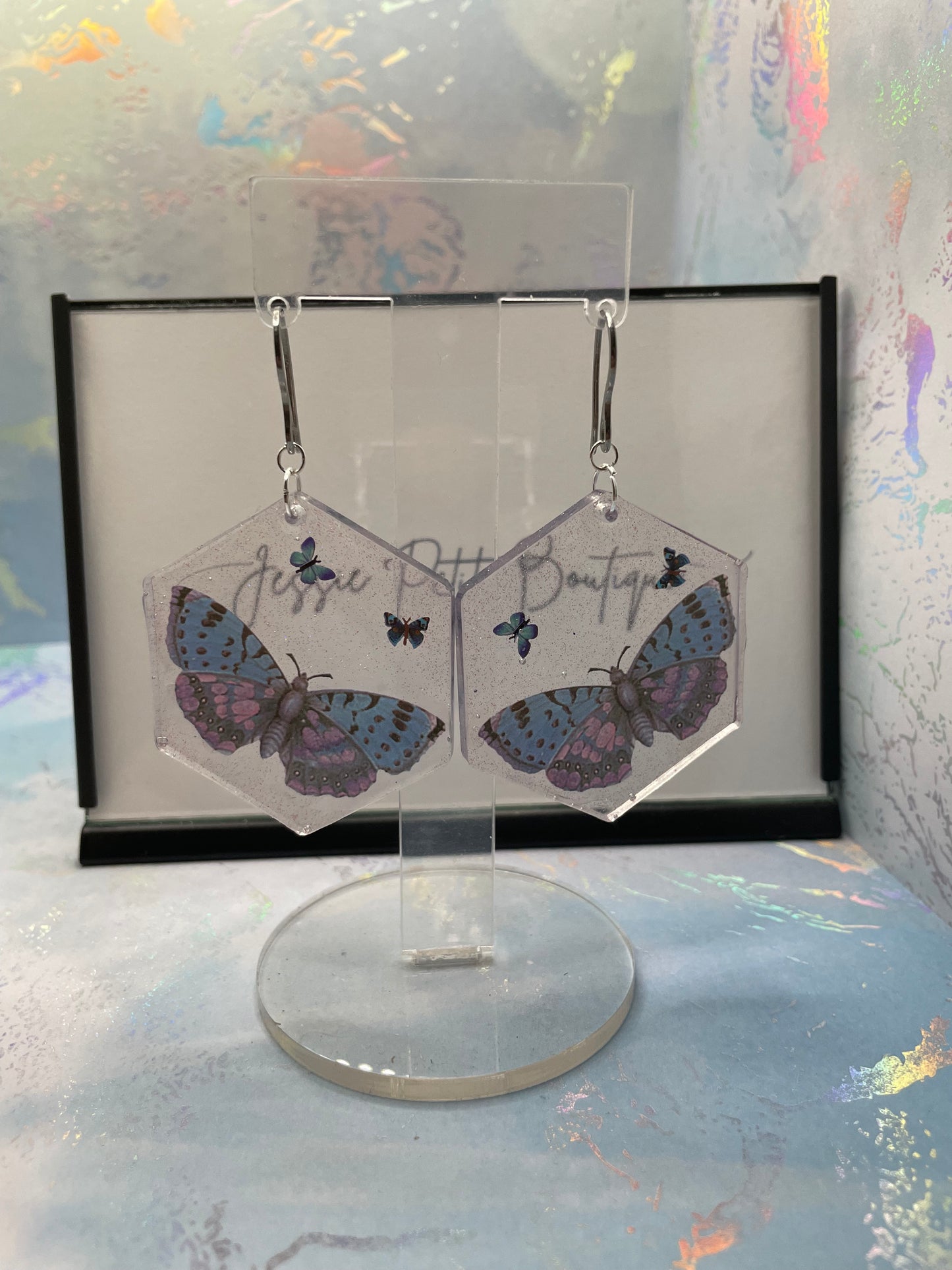 Boucle d'oreille papillon dans gros hexagon scintillant – Acier inoxydable