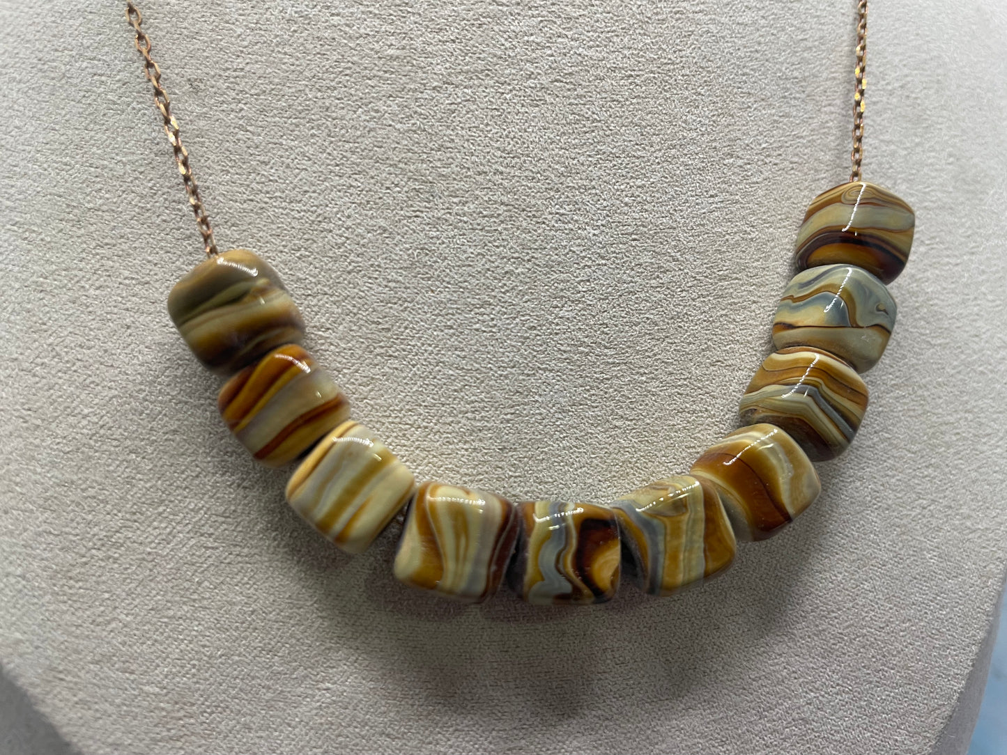 Collier billes de céramiques carrées-Acier Inoxydable