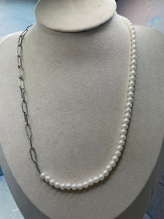 Collier asymétrique perles & chaîne -Acier Inoxydable
