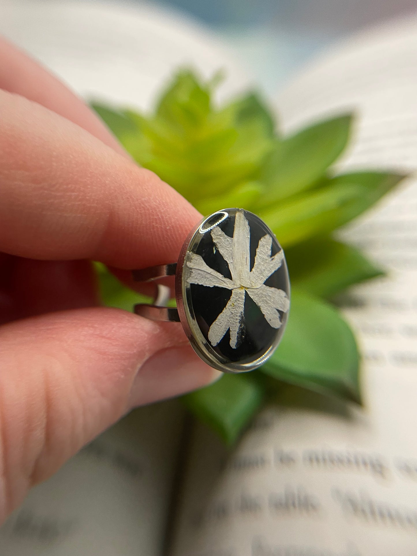 Oval Floral Rings – Silver Stainless Steel (Adjustable)