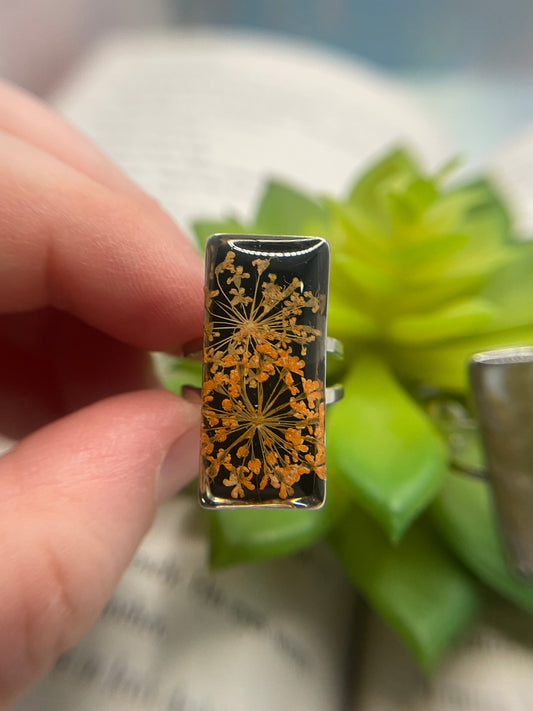 Bagues rectangulaires en résine florale – acier inoxydable