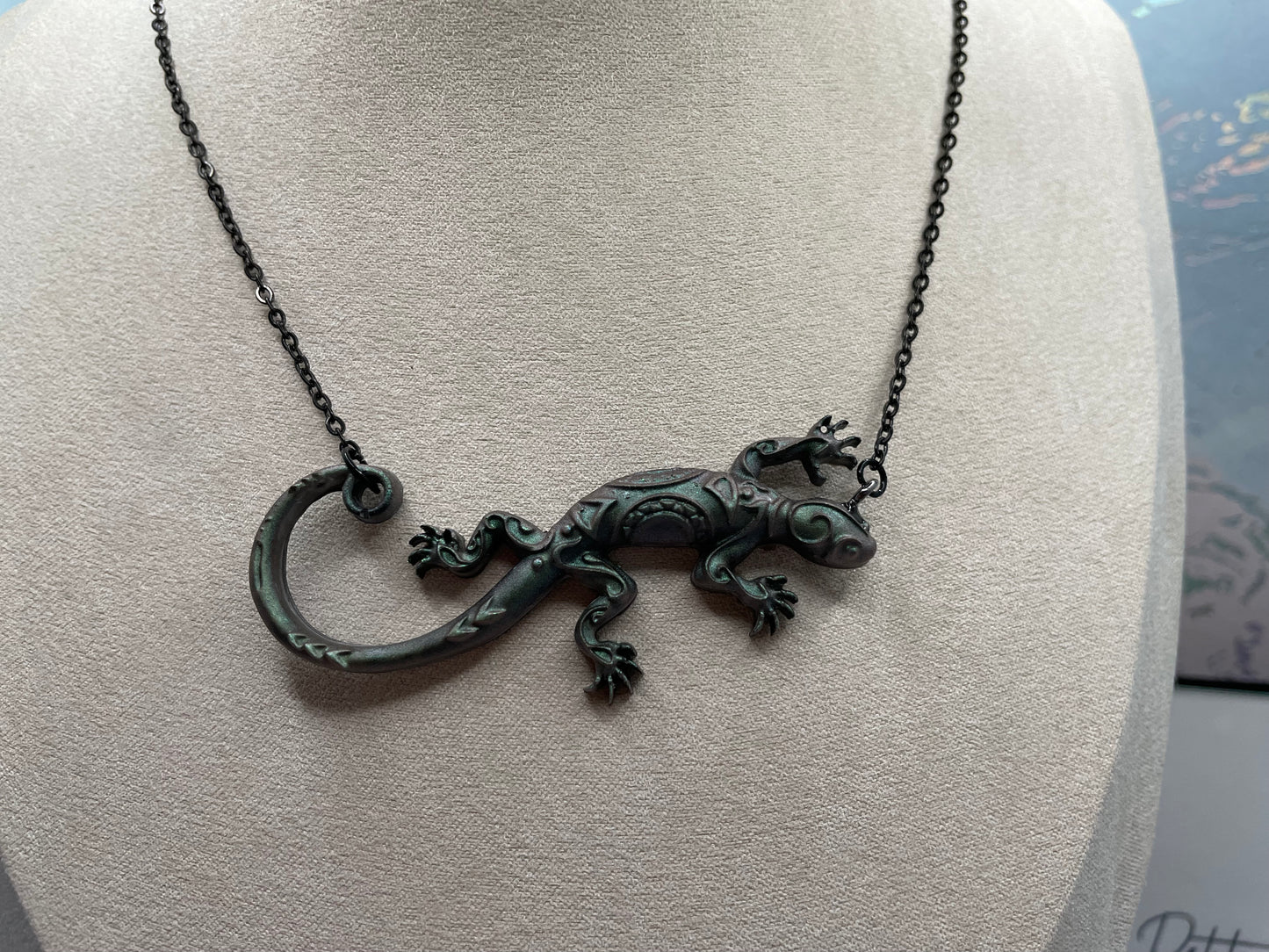 Collier caméléon gecko vert - 22''