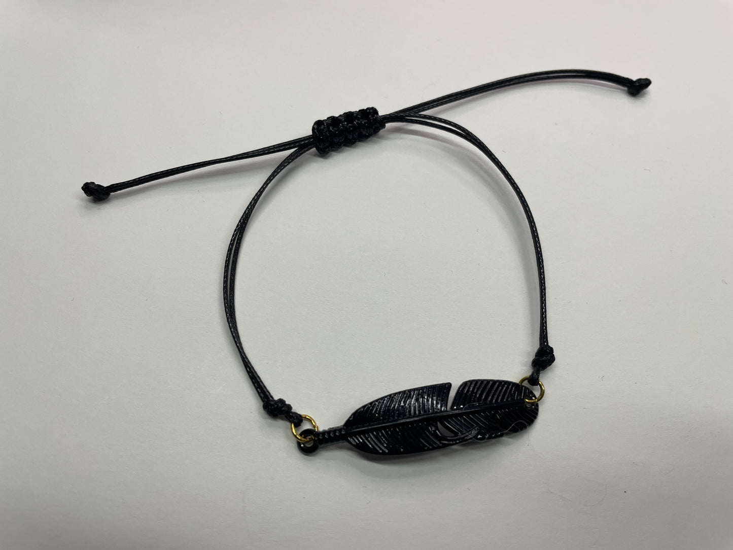 Bracelet Ajustable Plume Noire