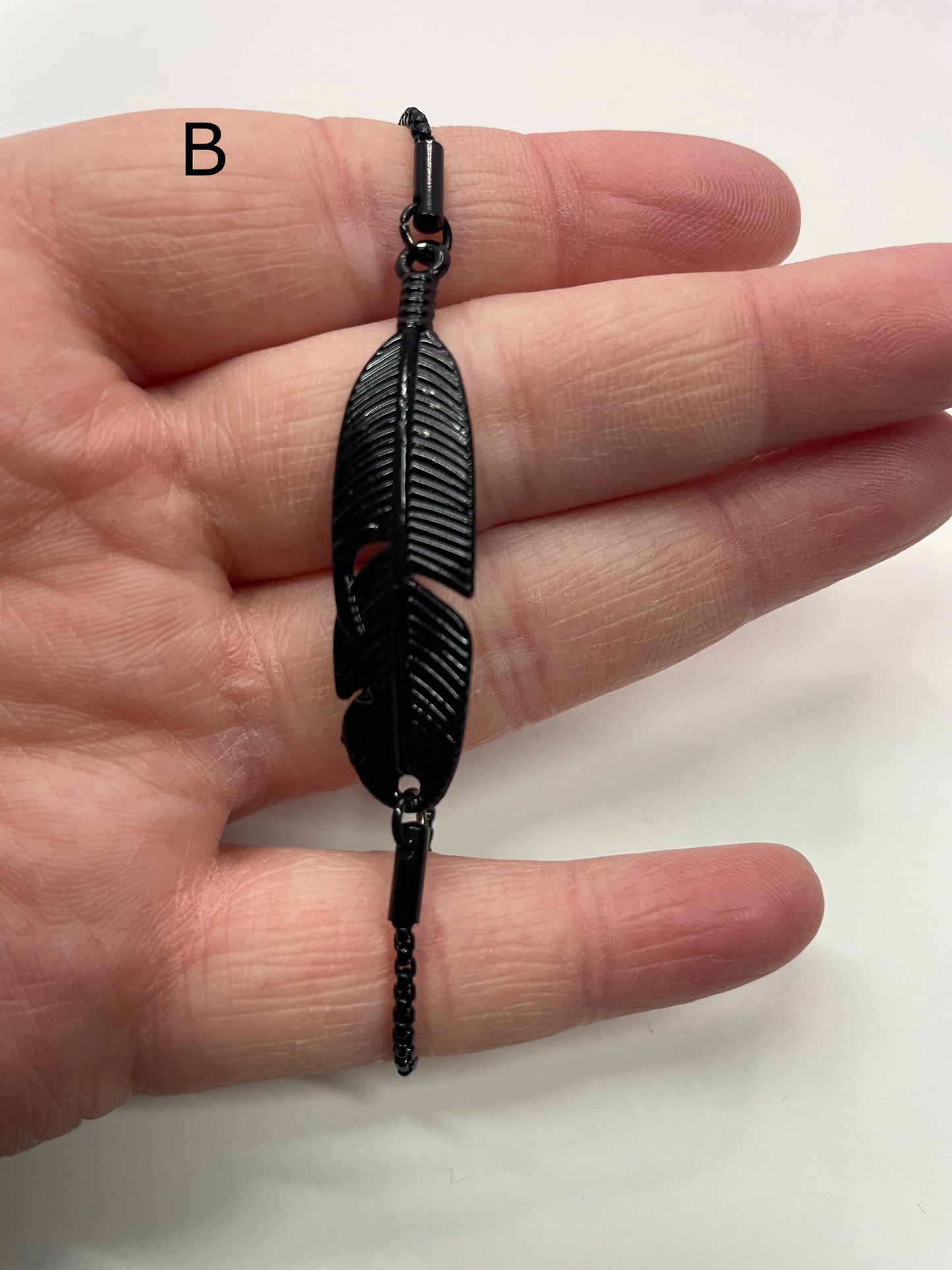 Bracelet Ajustable Plume Noire