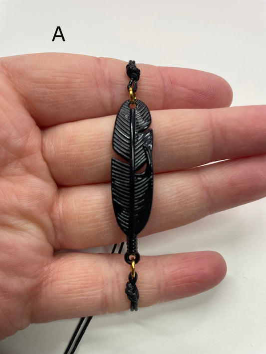 Bracelet Ajustable Plume Noire
