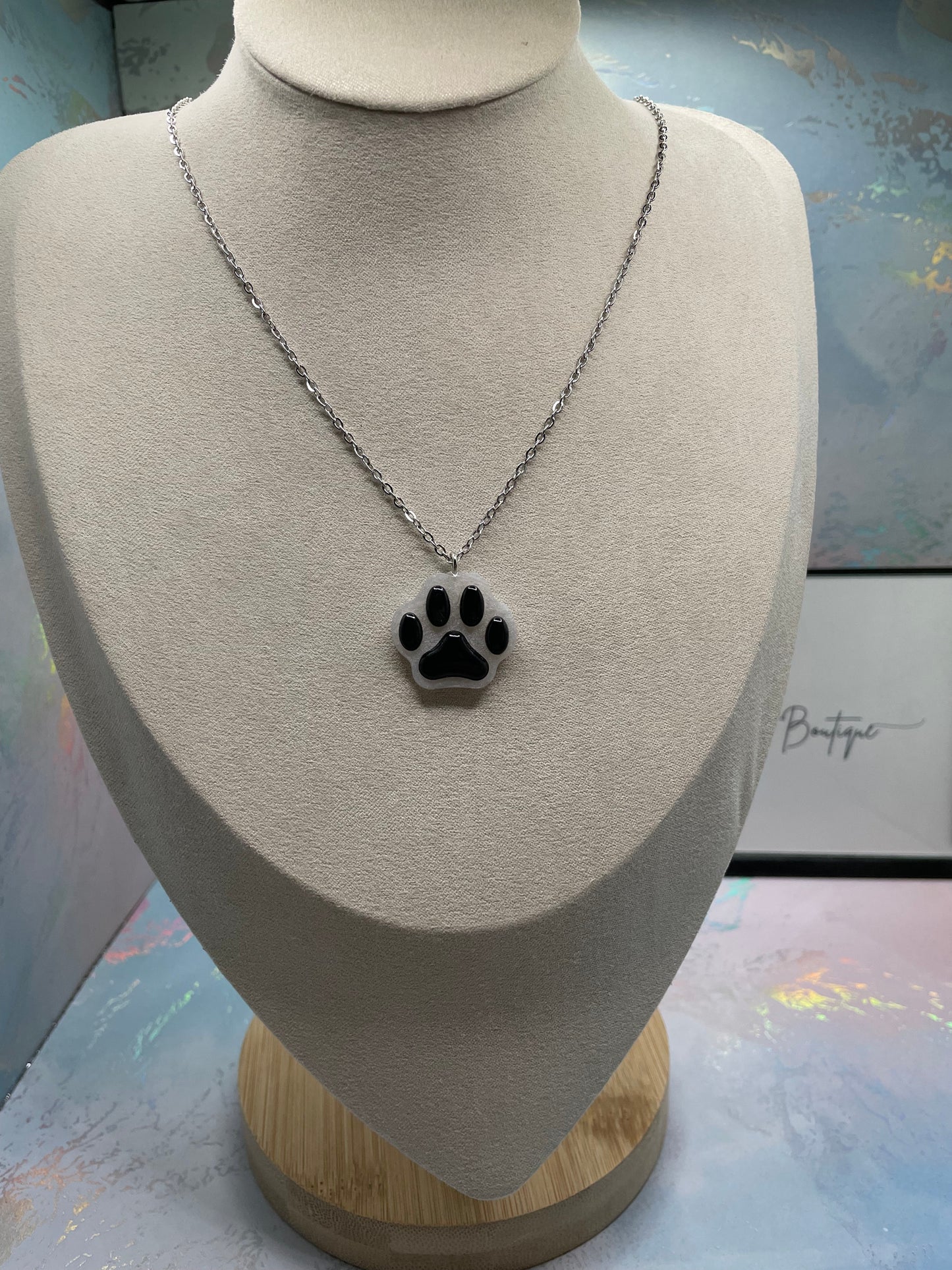 Black+White Paw Pendant Necklace–21" Silver Chain NICKEL FREE+STAINLESS STEEL