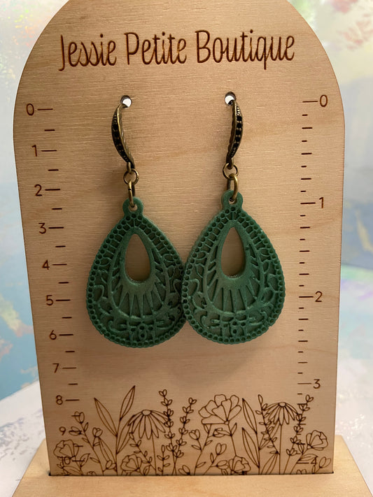 Green Detailed Teardrop Resin Earrings