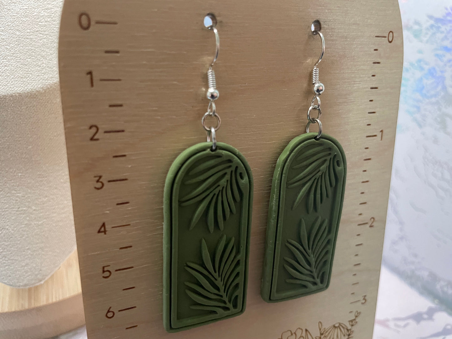 Ensemble arche verte olive avec feuillage– Sans nickel 