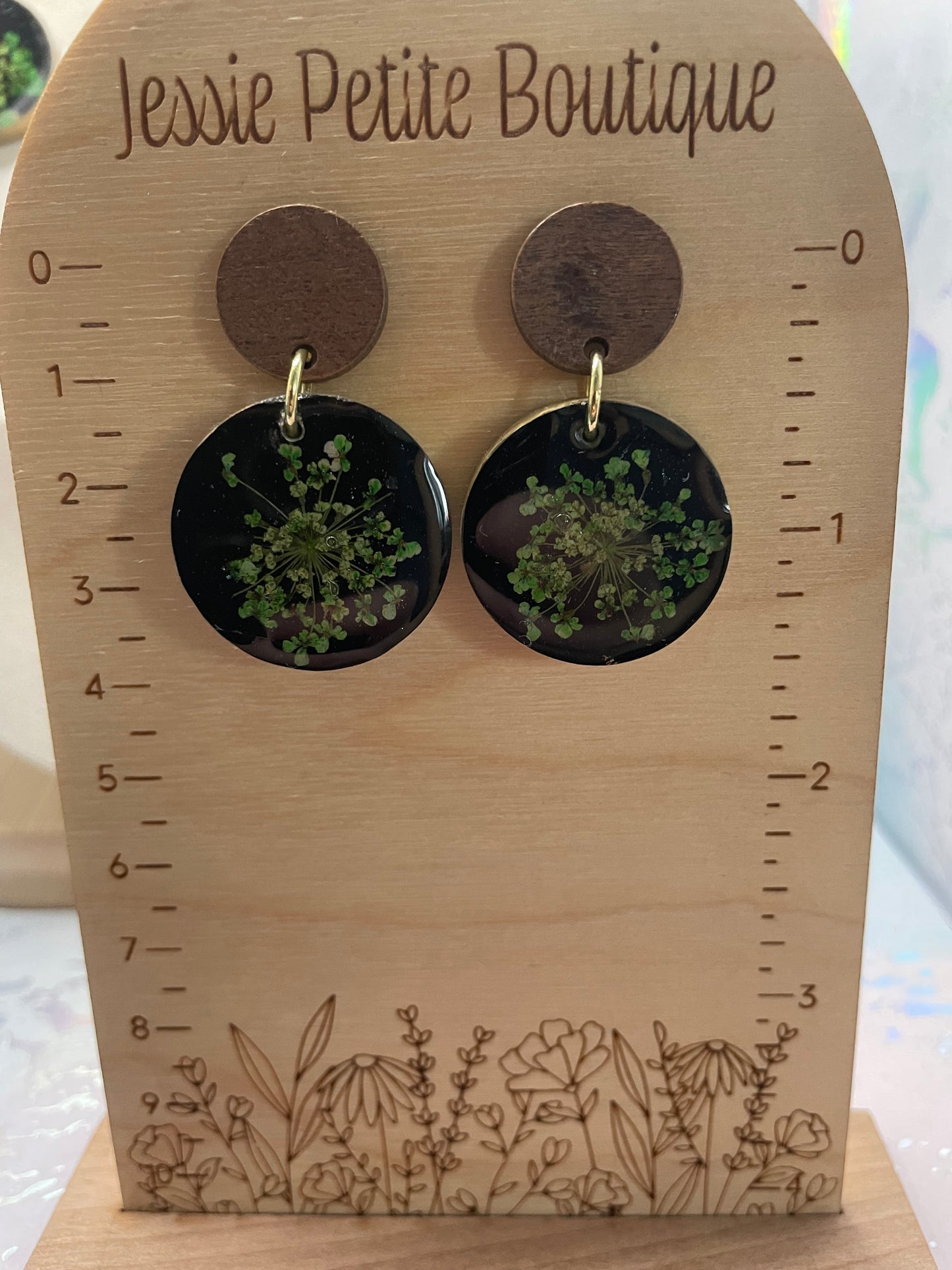 Green flower on black circle SET-Nickel Free