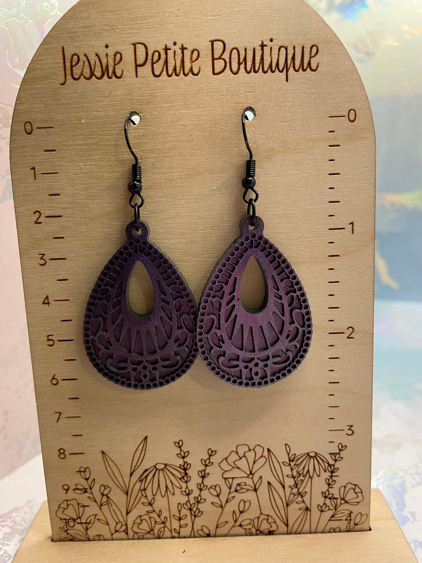 Boucles d'oreilles Goutte détaillée Mauve caméléon