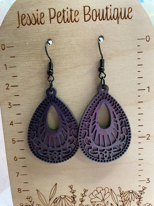 Boucles d'oreilles Goutte détaillée Mauve caméléon