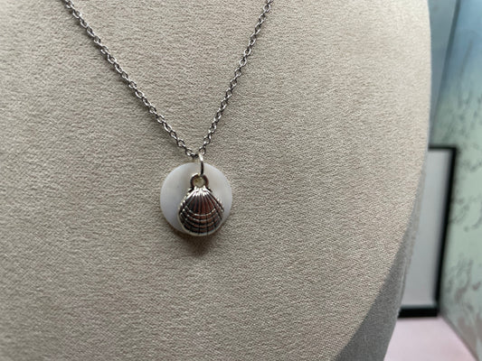Silver Clam On Shell Necklace - 18''STAINLESS STEEL