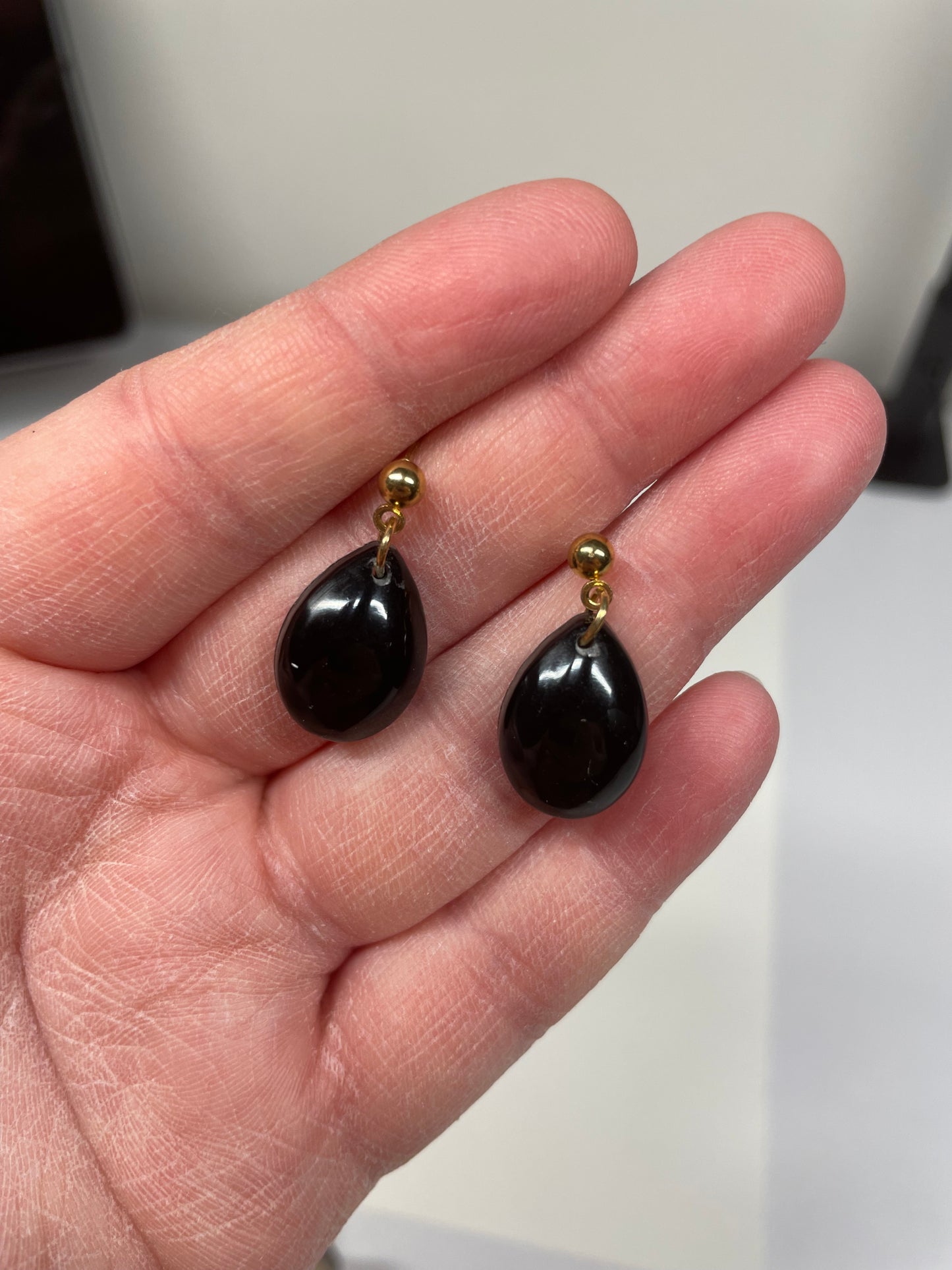 Boucles d’oreilles pendantes – Goutte noire