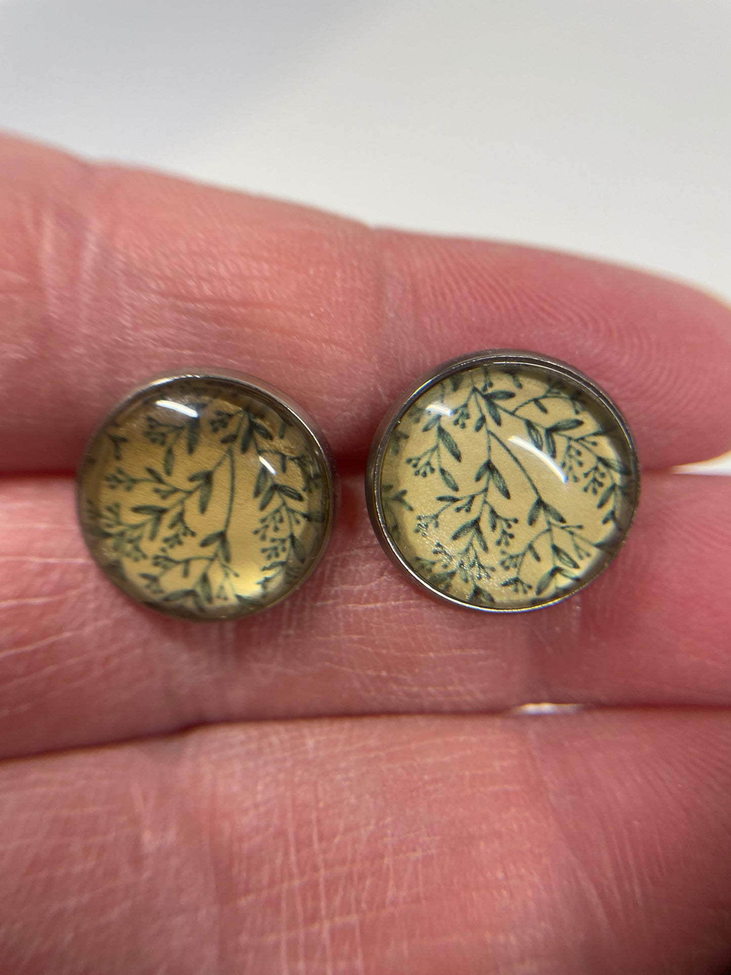 Boutons d'oreille Cabochon Foliage- Acier Inoxydable