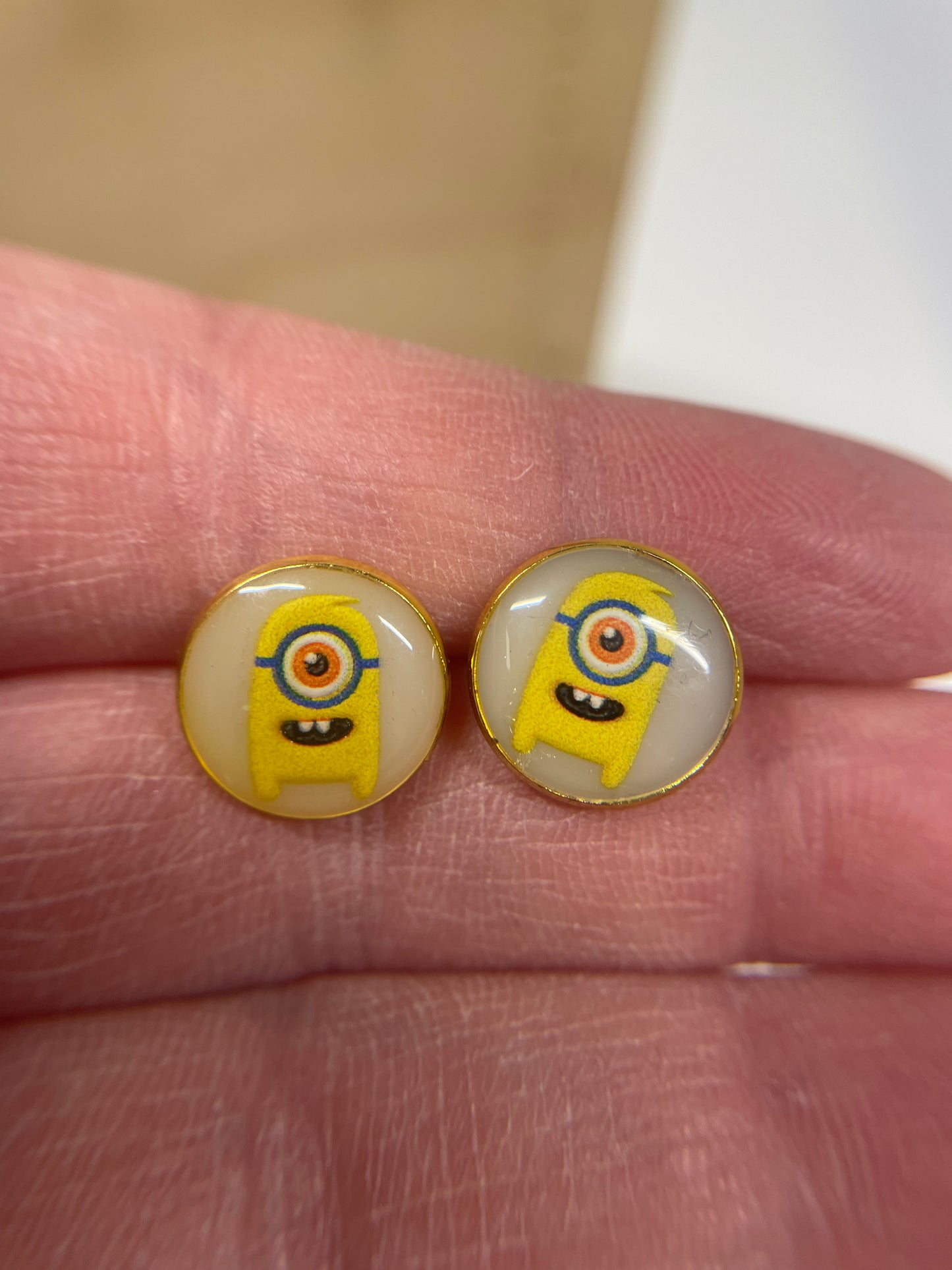 Bouton d'oreille Monstre Jaune-Acier Inoxydable