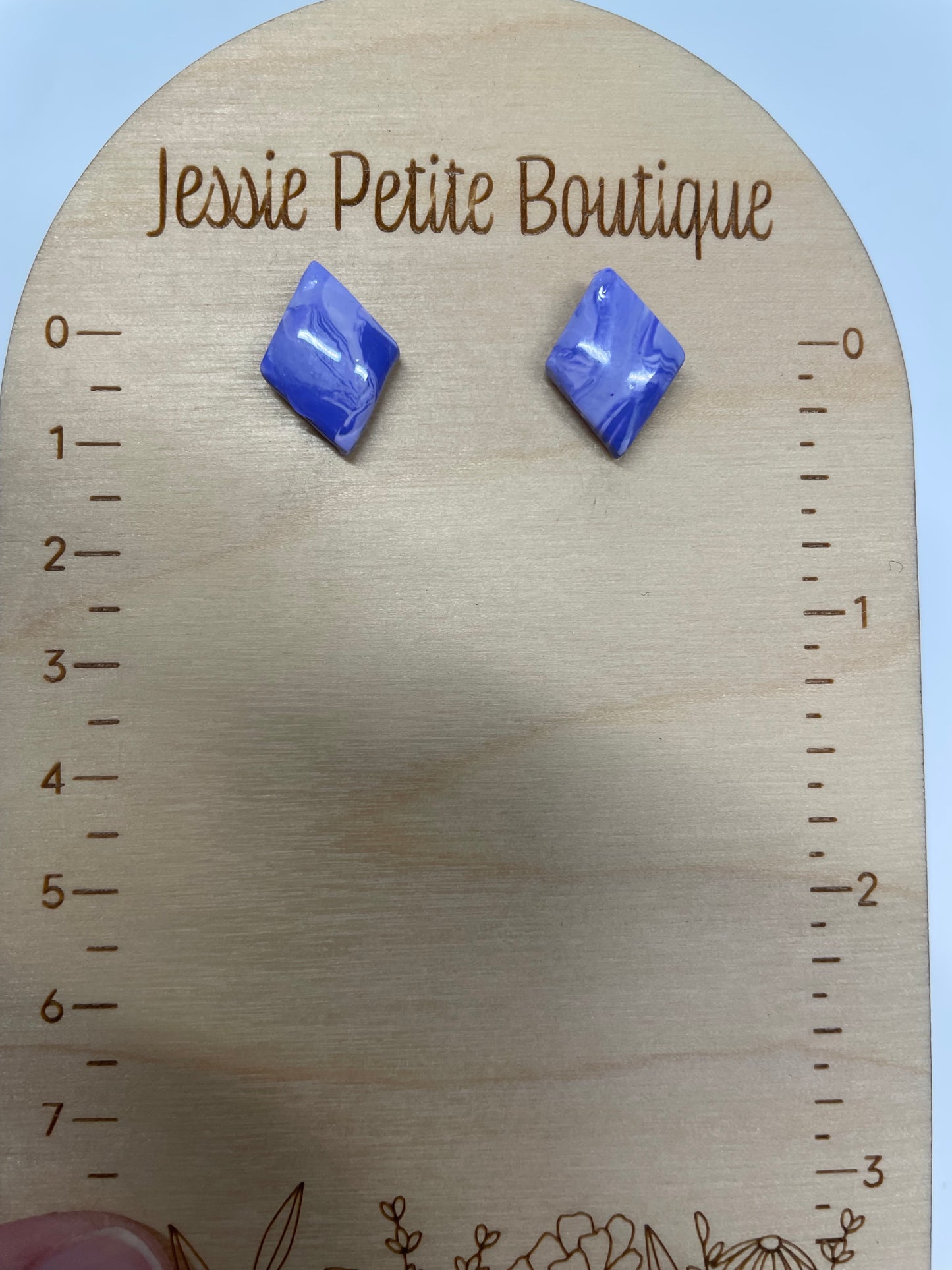 Boutons d'oreilles losange argile mauve- Sans Nickel