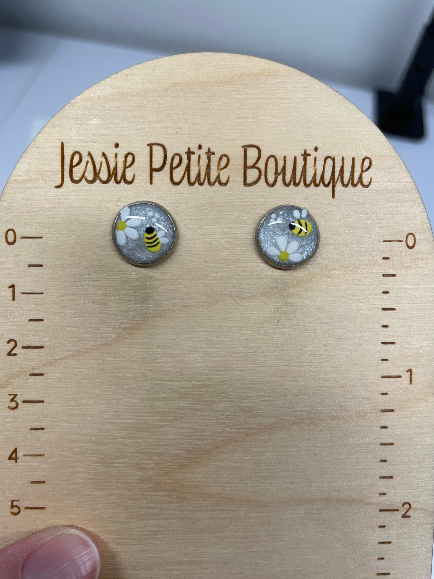 Bee and Daisy Stud Earrings-Stainless Steel