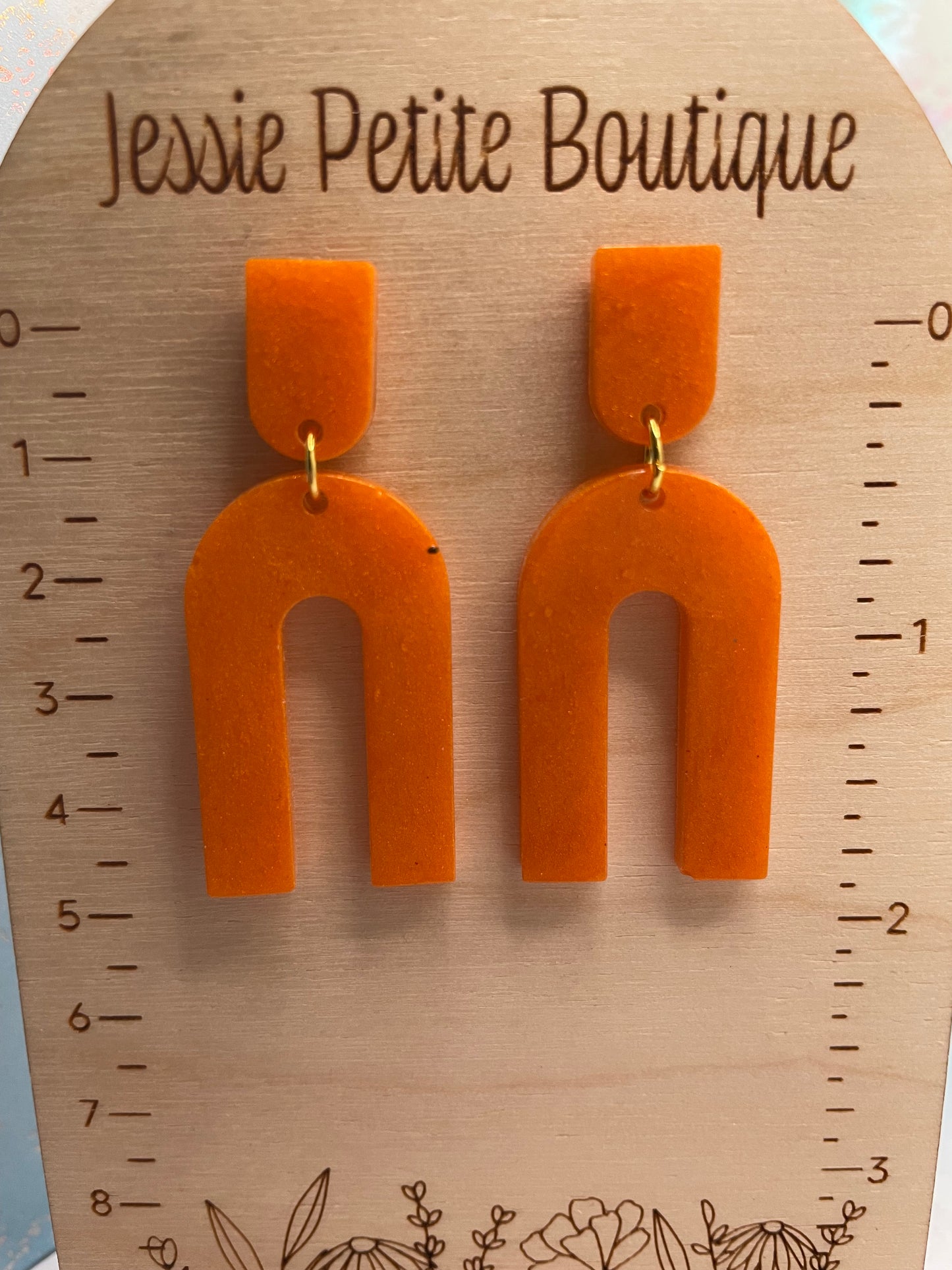 Boucles d'oreilles en forme d'arche orange audacieuse – sans nickel