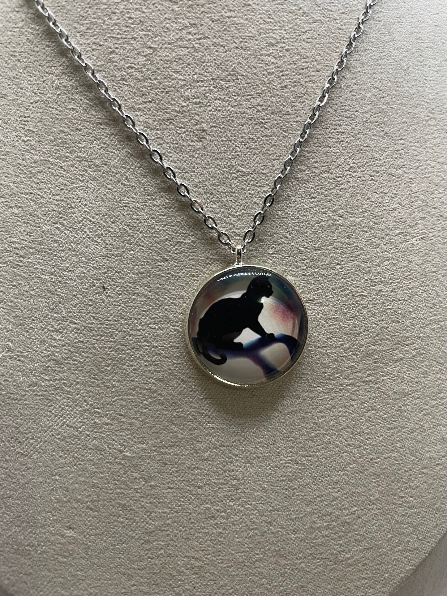 Collier Silhouette de Chat Noir (Édition Argent)-Acier Inoxydable+Sans Nickel