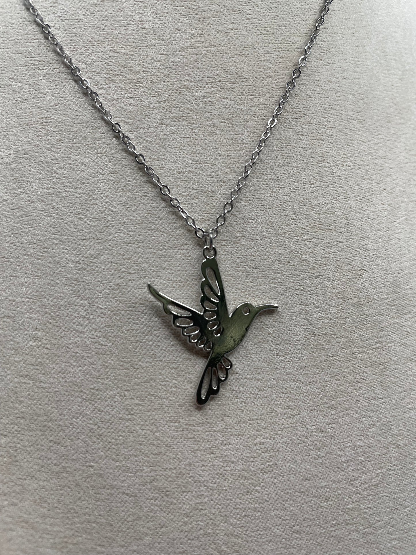Ensemble de bijoux élégant en forme de colibri