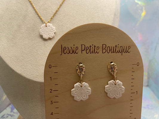 White Floral Polymer Clay Set – Nickel Free