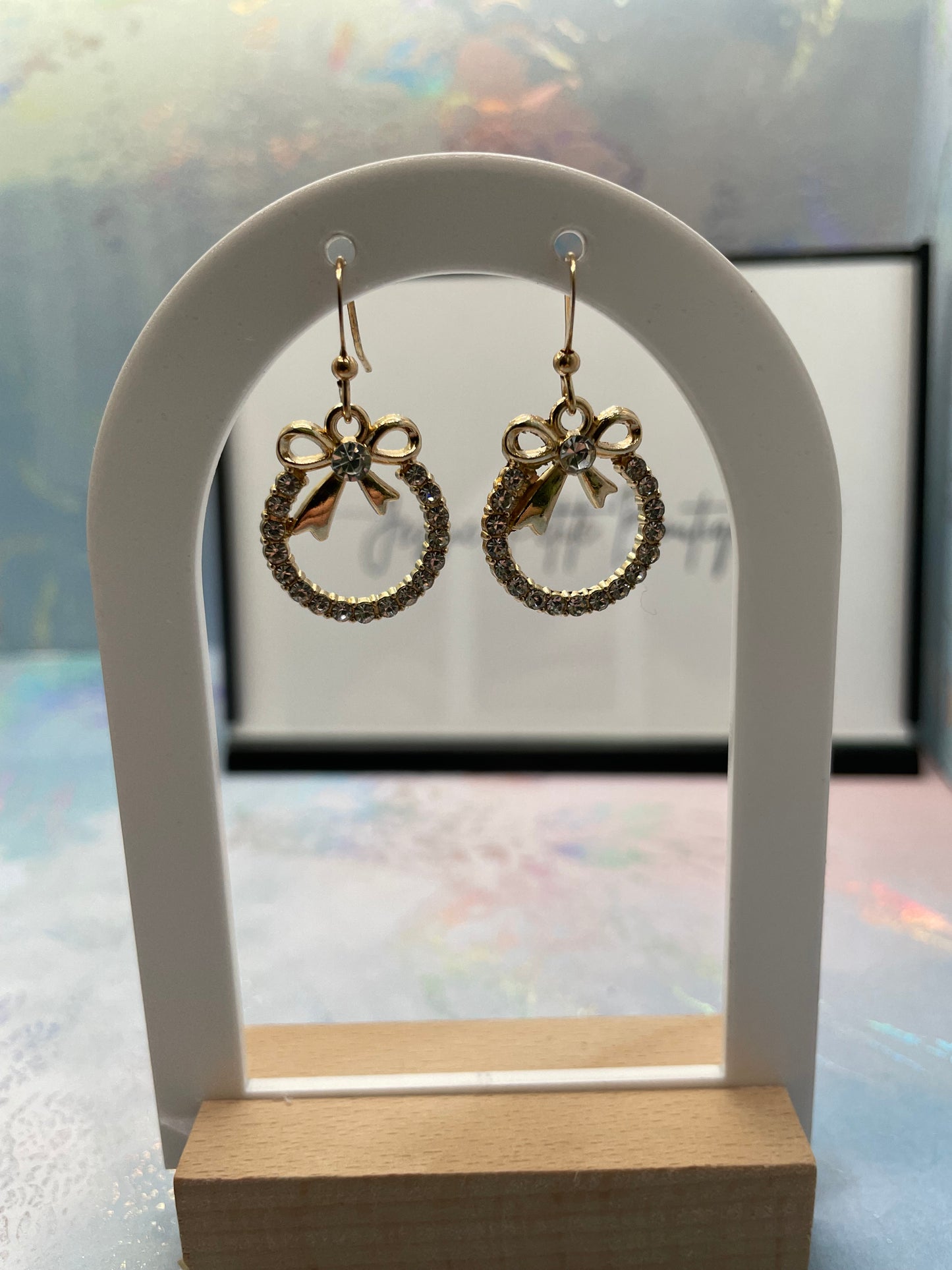 Boucles d'oreilles cercle en zircone avec boucle en or